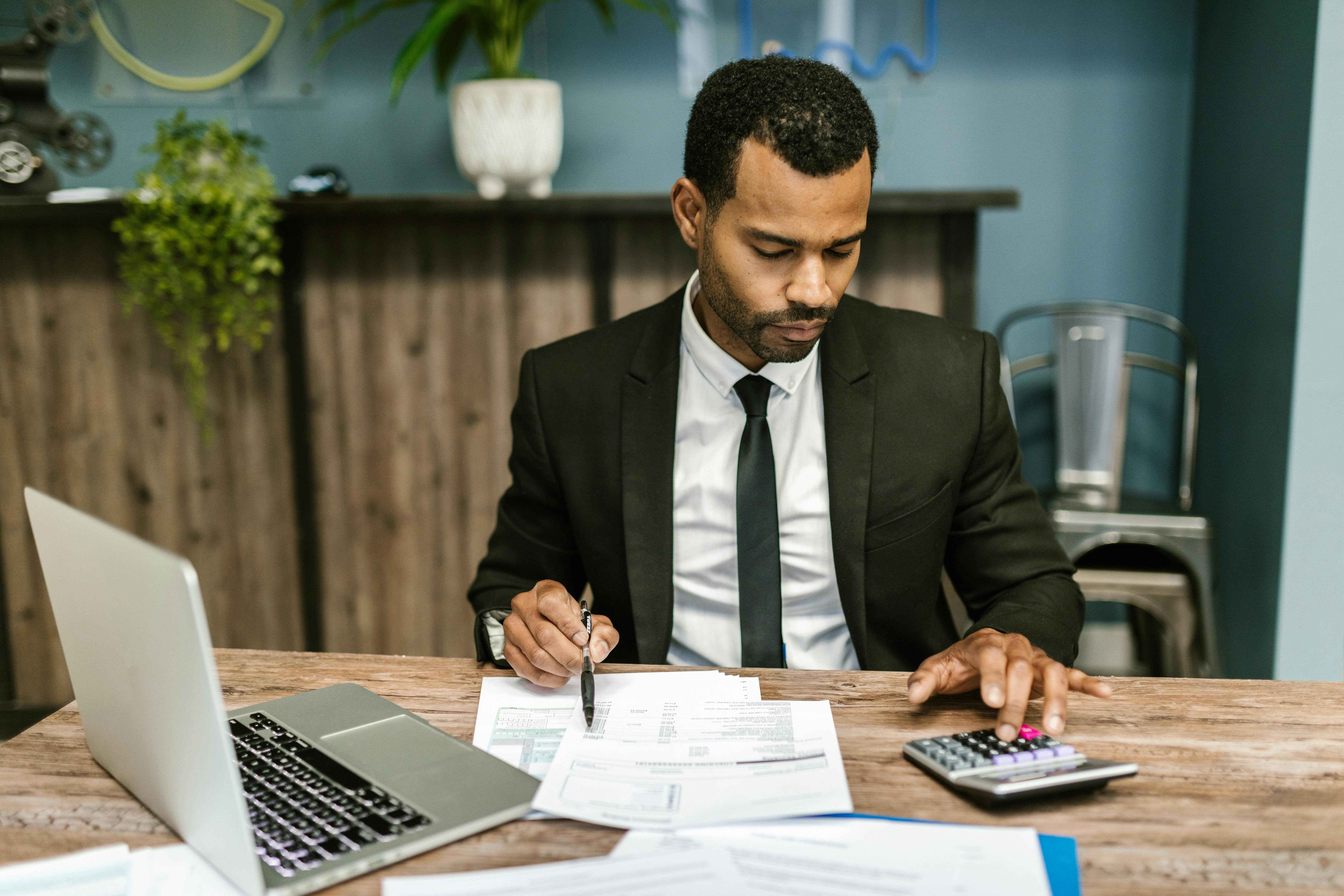 Top Benefits of Outsourcing Your Bookkeeping and Accounting Tasks
